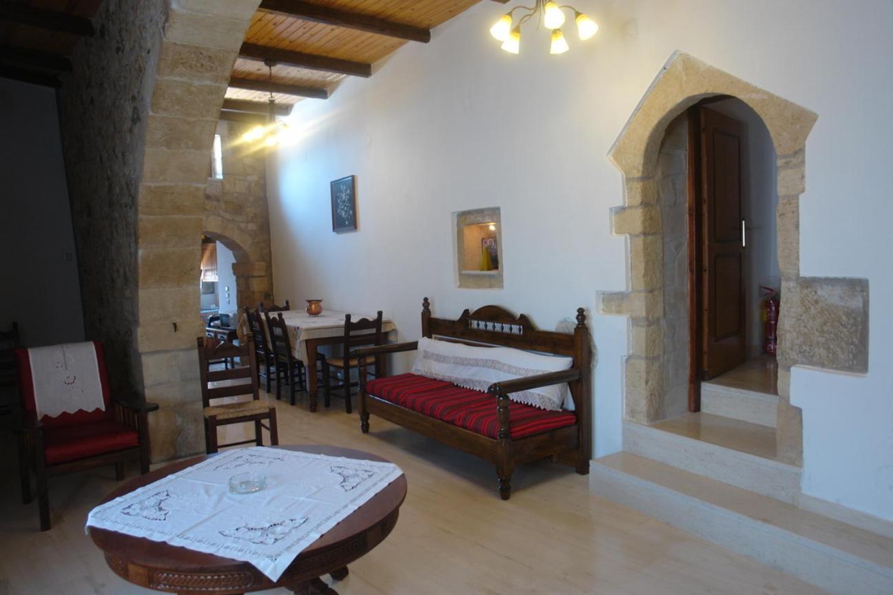 Villa Eleva Aryiroúpolis Extérieur photo
